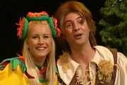 Jack & The Beanstalk. Image shows from L to R: Jill (Denise Van Outen), Jack (Neil Morrissey). Copyright: Wishbone Productions