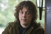 Jonathan Creek. Jonathan Creek (Alan Davies). Copyright: BBC