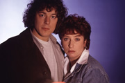 Jonathan Creek. Image shows from L to R: Jonathan Creek (Alan Davies), Maddy Magellan (Caroline Quentin). Copyright: BBC