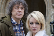 Jonathan Creek. Image shows from L to R: Jonathan Creek (Alan Davies), Joey Ross (Sheridan Smith). Copyright: BBC