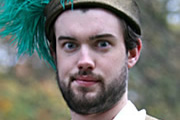 Little Crackers. Robin (Jack Whitehall)