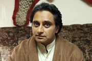 Little Crackers. Dad (Sanjeev Bhaskar)