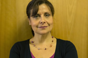 Outnumbered. Mrs Raynott (Rebecca Front). Copyright: Hat Trick Productions