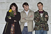 Peep Show. Image shows from L to R: Sophie Chapman (Olivia Colman), Jeremy Usbourne (Robert Webb), Mark Corrigan (David Mitchell). Copyright: Objective Productions