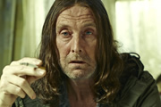 Shameless. Frank Gallagher (David Threlfall). Copyright: Company Pictures