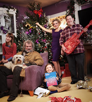 Mr Stink. Image shows from L to R: Chloe (Nell Tiger Free), Mr Stink (Hugh Bonneville), Annabelle (Isabella Blake-Thomas), Mother (Sheridan Smith), Dad (Johnny Vegas). Copyright: BBC / DEW Productions