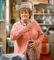 Mrs. Brown's Boys. Agnes Brown (Brendan O'Carroll). Copyright: BBC / BocPix