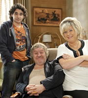 Rab C. Nesbitt. Image shows from L to R: Gash Nesbitt (Iain Robertson), Rab C. Nesbitt (Gregor Fisher), Mary Nesbitt (Elaine C. Smith). Copyright: The Comedy Unit