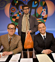 Shooting Stars. Image shows from L to R: Vic Reeves, Angelos Epithemiou (Dan Skinner), Bob Mortimer. Copyright: Channel X / Pett Productions