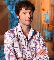 Show & Tell. Chris Addison. Copyright: Tinderbox Television