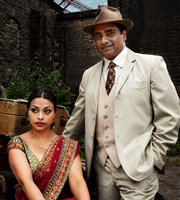 The Indian Doctor. Image shows from L to R: Kamini Sharma (Ayesha Dharker), Dr. Prem Sharma (Sanjeev Bhaskar). Copyright: Rondo / Avatar