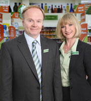 Trollied. Image shows from L to R: Gavin (Jason Watkins), Julie (Jane Horrocks). Copyright: Roughcut Television