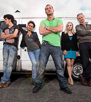 White Van Man. Image shows from L to R: Darren (Joel Fry), Liz (Naomi Bentley), Ollie (Will Mellor), Emma (Georgia Tennant), Tony (Clive Mantle). Copyright: ITV Studios