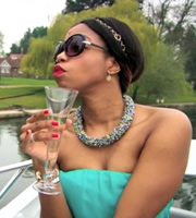 Bad Bridesmaid. London (London Hughes). Copyright: Fresh One Productions / GroupM Entertainment