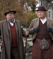 Blandings. Image shows from L to R: Clarence (Timothy Spall), McAllister (Ron Donachie). Copyright: Mammoth Screen