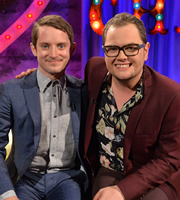 Alan Carr: Chatty Man. Image shows from L to R: Elijah Wood, Alan Carr. Copyright: Open Mike Productions