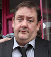 Common Ground. Rupert (Johnny Vegas). Copyright: Baby Cow Productions