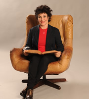 Crackanory. Ruby Wax. Copyright: Tiger Aspect Productions