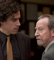 Dirk Gently. Image shows from L to R: Dirk Gently (Stephen Mangan), Professor Jericho (Bill Paterson). Copyright: ITV Studios / The Welded Tandem Picture Company