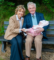 Last Tango In Halifax. Image shows from L to R: Celia (Anne Reid), Alan (Derek Jacobi). Copyright: Red Production Company