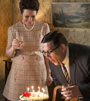 Mr. Sloane. Image shows from L to R: Janet (Olivia Colman), Mr Sloane (Nick Frost). Copyright: Whyaduck Productions / Big Talk Productions