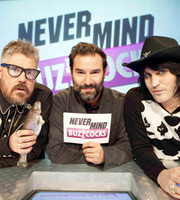 Never Mind The Buzzcocks. Image shows from L to R: Phill Jupitus, Adam Buxton, Noel Fielding. Copyright: TalkbackThames / BBC