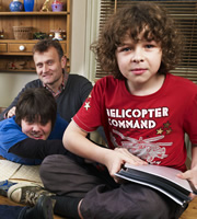 Outnumbered. Image shows from L to R: Jake (Tyger Drew-Honey), Pete (Hugh Dennis), Ben (Daniel Roche). Copyright: Hat Trick Productions