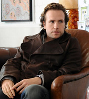 Pete Versus Life. Pete (Rafe Spall). Copyright: Objective Productions