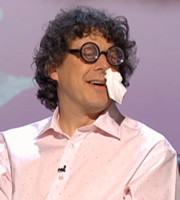 QI. Alan Davies. Copyright: TalkbackThames