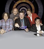 QI. Image shows from L to R: Alan Davies, Bill Bailey, Stephen Fry, Sandi Toksvig, Susan Calman. Copyright: TalkbackThames