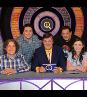 QI. Image shows from L to R: Alan Davies, Jason Manford, Stephen Fry, Johnny Vegas, Aisling Bea. Copyright: TalkbackThames