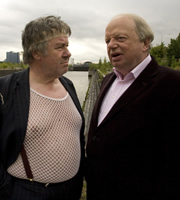 Rab C. Nesbitt. Image shows from L to R: Rab C. Nesbitt (Gregor Fisher), John Sergeant. Copyright: The Comedy Unit