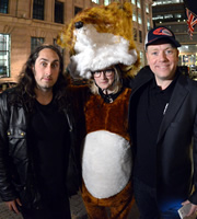 Ross Noble Freewheeling. Image shows from L to R: Ross Noble, Rufus Hound. Copyright: North One Television / Stunt Baby