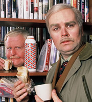 Still Game. Image shows from L to R: Jack Jarvis (Ford Kiernan), Victor McDade (Greg Hemphill). Copyright: The Comedy Unit / Effingee Productions