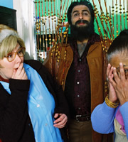 Still Game. Image shows from L to R: Isa Drennan (Jane McCarry), Navid Harrid (Sanjeev Kohli), Meena Harrid (Shamshad Akhtar). Copyright: The Comedy Unit / Effingee Productions