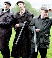 Still Game. Image shows from L to R: Victor McDade (Greg Hemphill), Jack Jarvis (Ford Kiernan). Copyright: The Comedy Unit / Effingee Productions