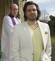 The IT Crowd. Image shows from L to R: Vicar (Alex Macqueen), Douglas Reynholm (Matt Berry). Copyright: TalkbackThames