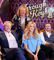 Through The Keyhole. Image shows from L to R: Jerry Springer, Leigh Francis, Tess Daly, Paddy McGuinness. Copyright: Talkback