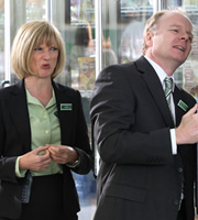 Trollied. Image shows from L to R: Julie (Jane Horrocks), Gavin (Jason Watkins). Copyright: Roughcut Television