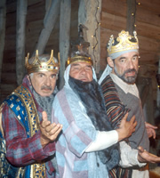 The Vicar Of Dibley. Image shows from L to R: Frank Pickle (John Bluthal), Jim Trott (Trevor Peacock), Owen Newitt (Roger Lloyd Pack). Copyright: Tiger Aspect Productions