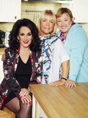 Birds Of A Feather. Image shows from L to R: Dorien Green (Lesley Joseph), Tracey Stubbs (Linda Robson), Sharon Theodopolopodous (Pauline Quirke). Copyright: Alomo Productions / Retort