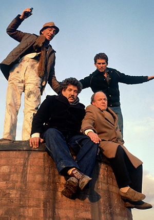 Cowboys. Image shows from L to R: Wobbly Ron (David Kelly), Richard Geyser (Colin Welland), Joe Jones (Roy Kinnear), Eric (James Wardroper). Copyright: Thames Television