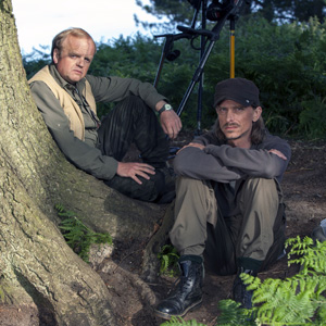 Detectorists. Image shows from L to R: Lance Stater (Toby Jones), Andy Stone (Mackenzie Crook). Copyright: Channel X / Lola Entertainment