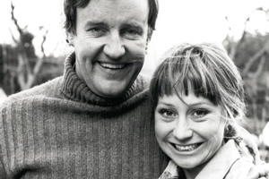 The Good Life. Image shows from L to R: Tom Good (Richard Briers), Barbara Good (Felicity Kendal). Copyright: BBC