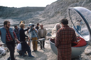 The Hitchhiker's Guide To The Galaxy. Image shows from L to R: Slartibartfast (Richard Vernon), Arthur Dent (Simon Jones). Copyright: BBC