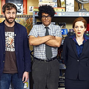 The IT Crowd. Image shows from L to R: Roy (Chris O'Dowd), Moss (Richard Ayoade), Jen (Katherine Parkinson). Copyright: TalkbackThames