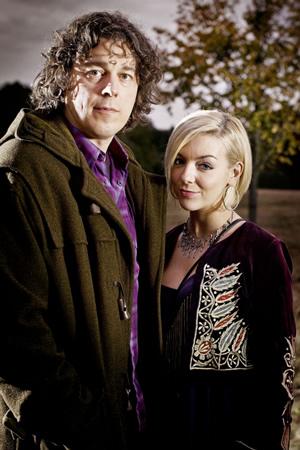 Jonathan Creek. Image shows from L to R: Jonathan Creek (Alan Davies), Joey Ross (Sheridan Smith). Copyright: BBC