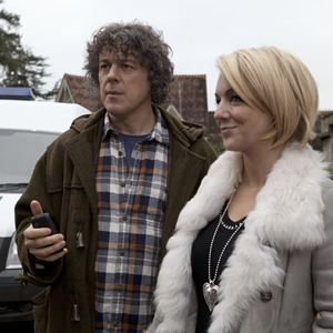 Jonathan Creek. Image shows from L to R: Jonathan Creek (Alan Davies), Joey Ross (Sheridan Smith). Copyright: BBC