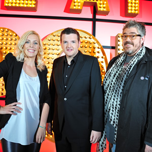 Live At The Apollo. Image shows from L to R: Sara Pascoe, Phill Jupitus. Copyright: Open Mike Productions