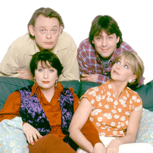 Men Behaving Badly. Image shows from L to R: Gary Strang (Martin Clunes), Dorothy (Caroline Quentin), Tony Smart (Neil Morrissey), Deborah (Leslie Ash). Copyright: Hartswood Films Ltd